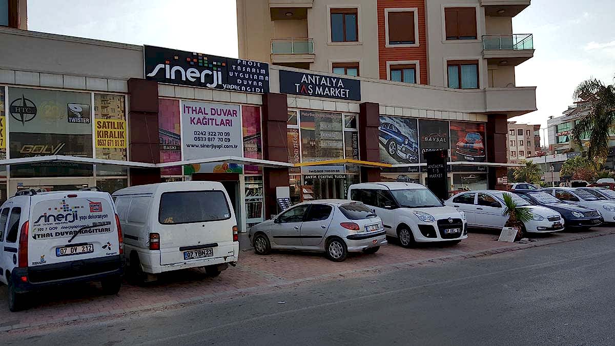 Antalya Taş Market Mağaza